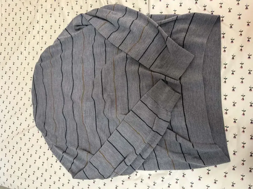 Banana Republic XL Gray Striped 100% Merino Wool Crew Neck Sweater